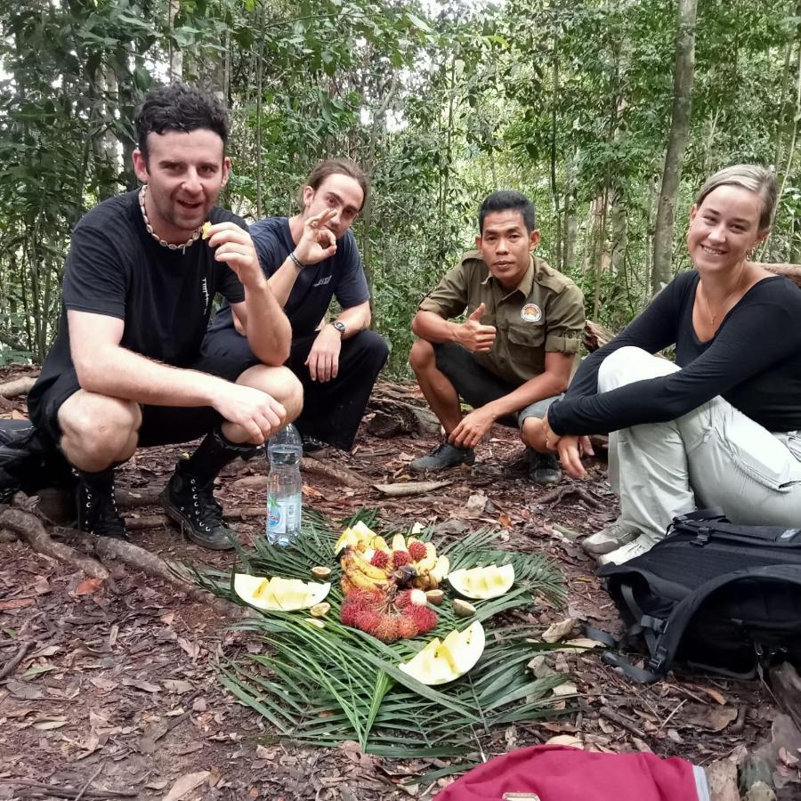 Jungle Life Guest House - Trekking & Transport Only Book With Us Bukit Lawang Ngoại thất bức ảnh